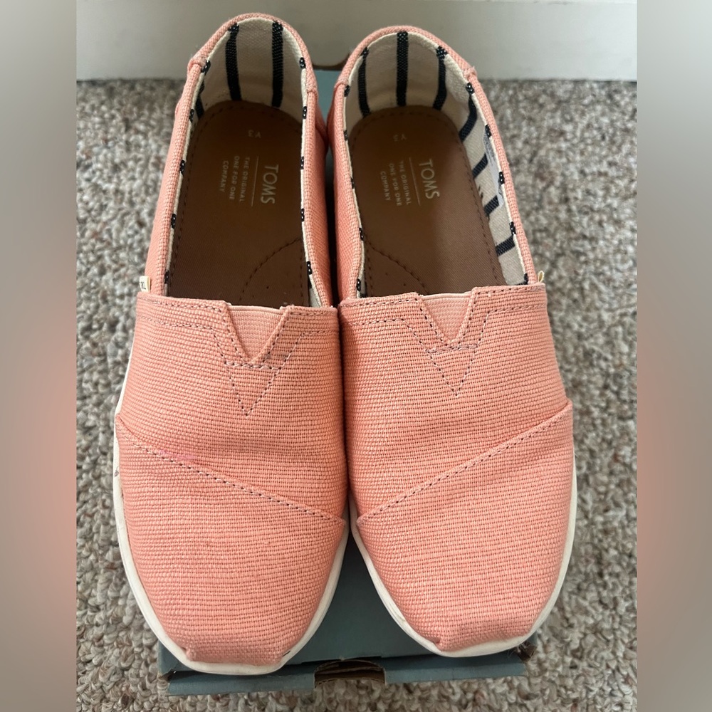 TOMS Kids Coral Loafers
